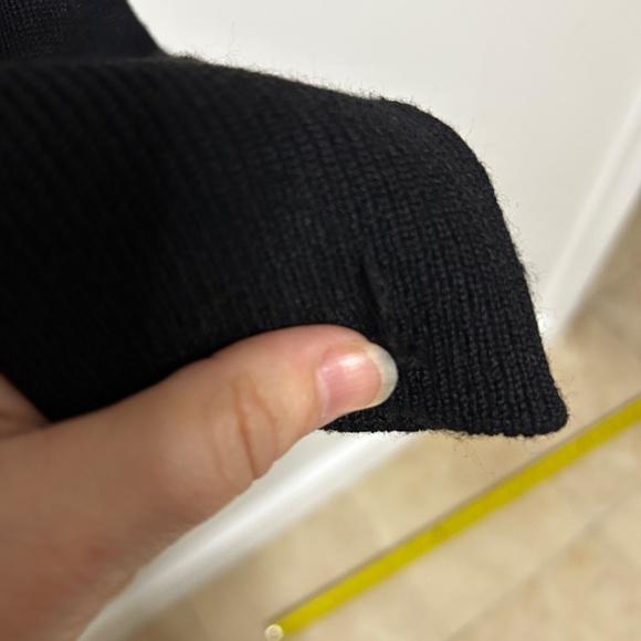 Nike Golf Men’s XL Black lightweight Sweater Sport Soft Wool Blend Layering Work - Picture 5 of 12